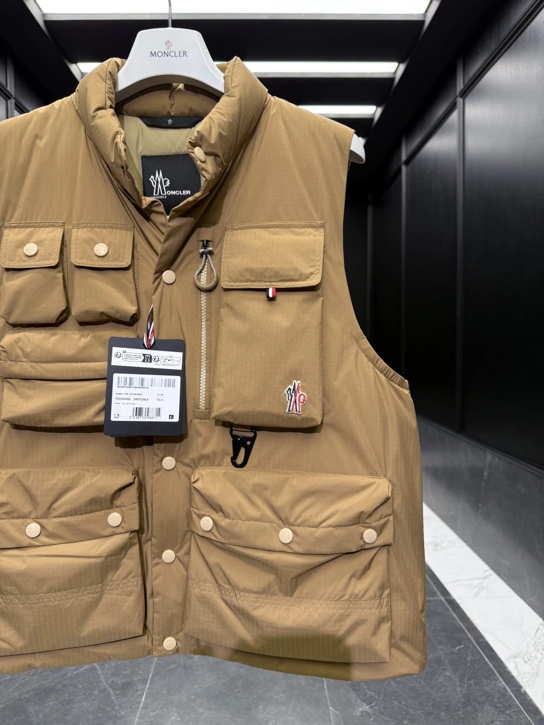 wg.luxury- 7o9385r Down jacket item:E-F190I0111